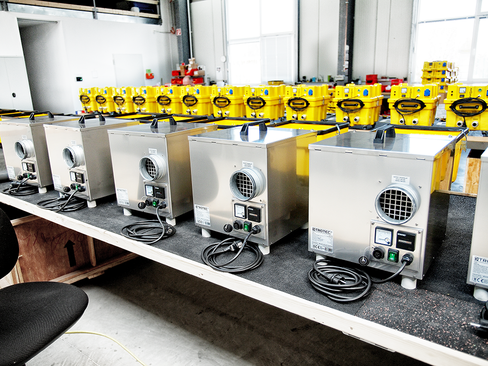 TTR 160 i TTR 250 su adsorpcijske sušilice za osjetljiva područja higijene od INOX-a. Proizvode se visokoefikasno u šaržama.